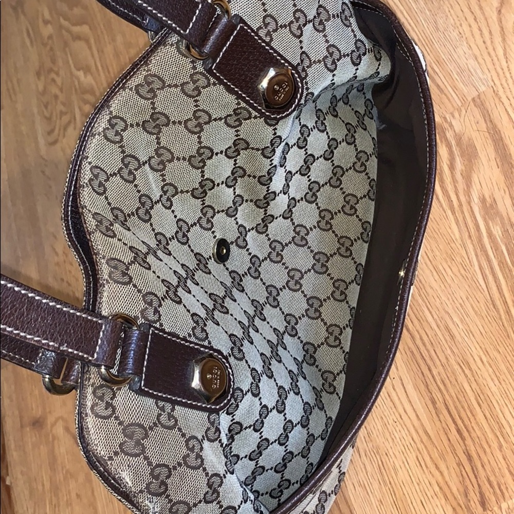 Authentic Vintage Gucci Shoulder Bag. OBO - Picture 2 of 16